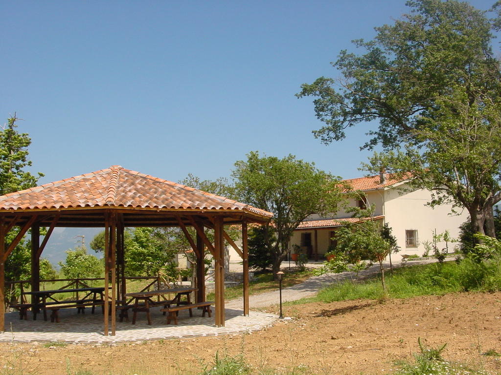Agriturismo Collevento เตร็คคินา ภายนอก รูปภาพ